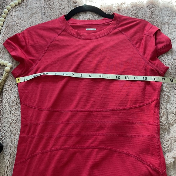 Lululemon pink silverescent shirt - Picture 6 of 6